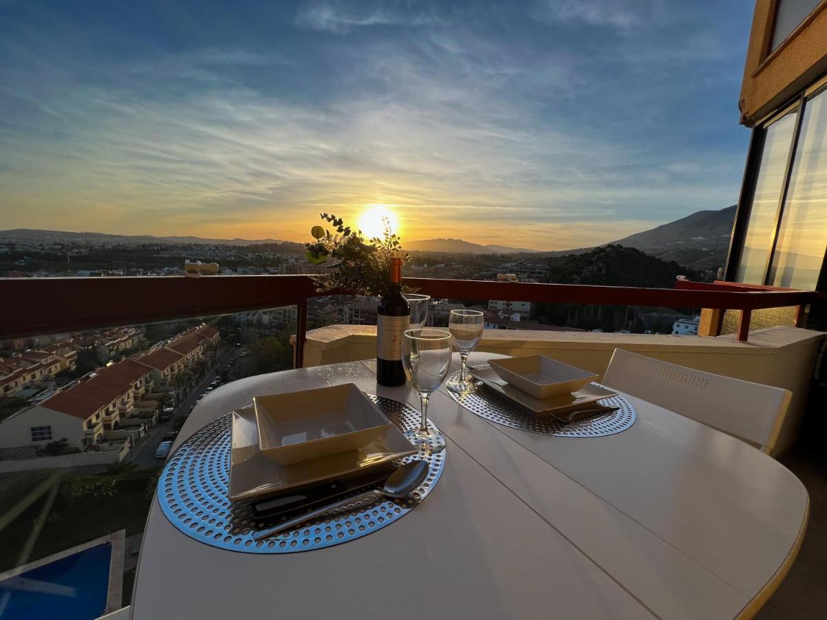 Apartamento A 900 M De La Playa Y Con Vistas Al Mar En Фуэнхирола Экстерьер фото